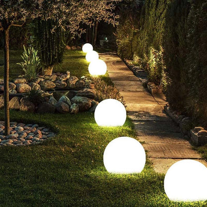 Waterproof spherical garden lamp – Woodiny